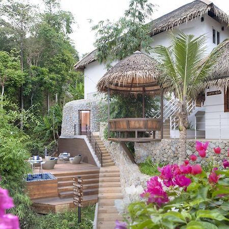 Hotel Santosa Detox Retreat Phuket Esterno foto